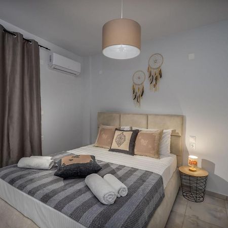 Urban By Estia Apartment อายิโอสนิโกลาโอส ภายนอก รูปภาพ
