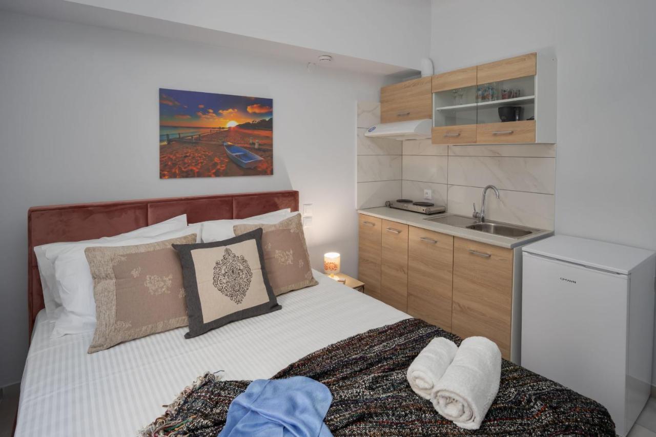 Urban By Estia Apartment อายิโอสนิโกลาโอส ภายนอก รูปภาพ