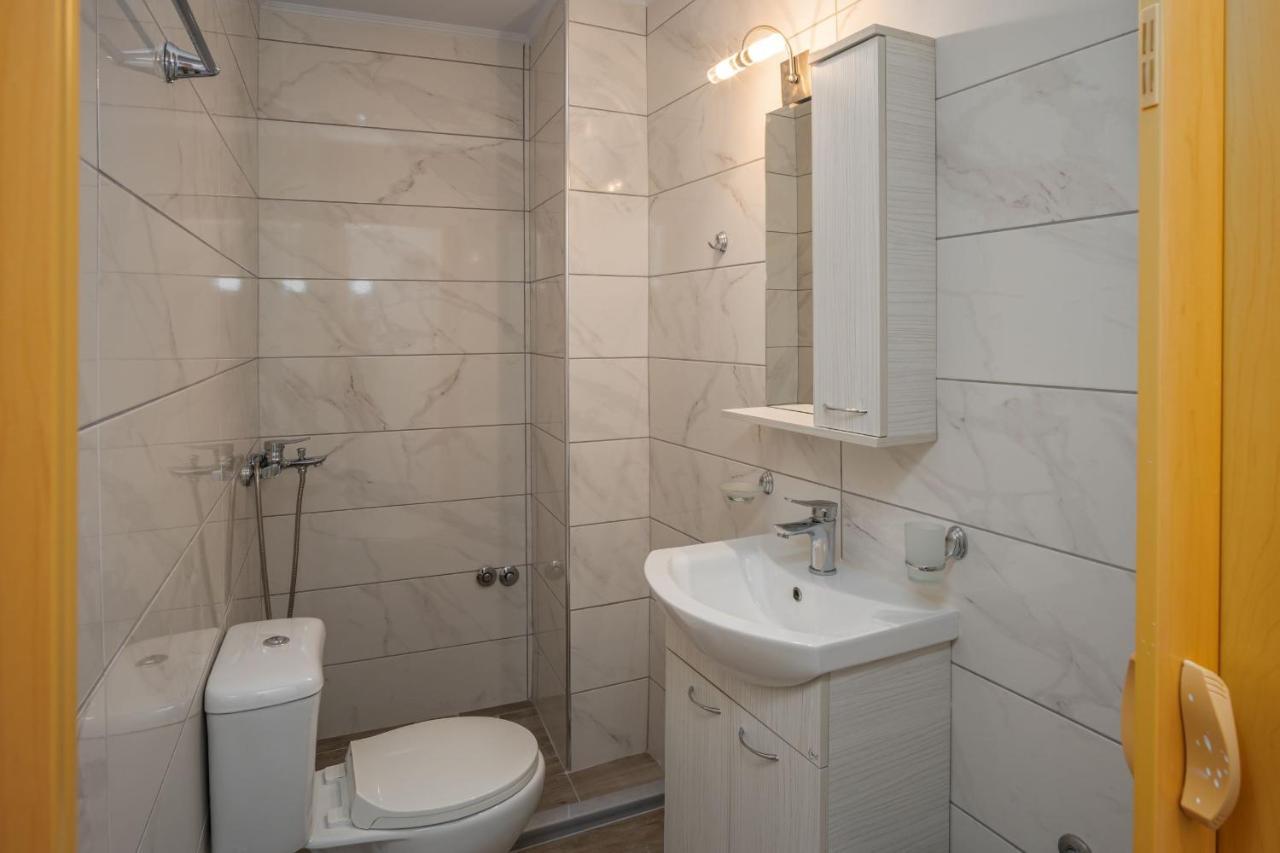 Urban By Estia Apartment อายิโอสนิโกลาโอส ภายนอก รูปภาพ